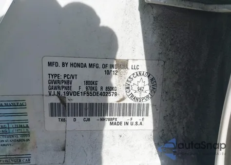 2013 Acura Ilx 2.0L z USA, uszkodzony, nr VIN 19VDE1F55DE402579